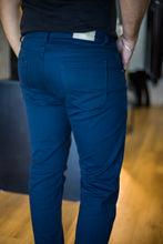 Carregar imagem no visualizador da galeria, CALÇA SLIM FIVE AZUL