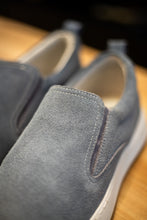 Carregar imagem no visualizador da galeria, SLIP ON JEANS CAMURÇA
