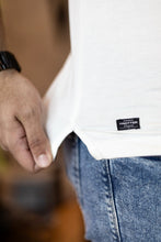 Carregar imagem no visualizador da galeria, POLO TROTTER CATALANI OFF WHITE