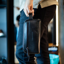 Carregar imagem no visualizador da galeria, NECESSAIRE DUPLA PRETA
