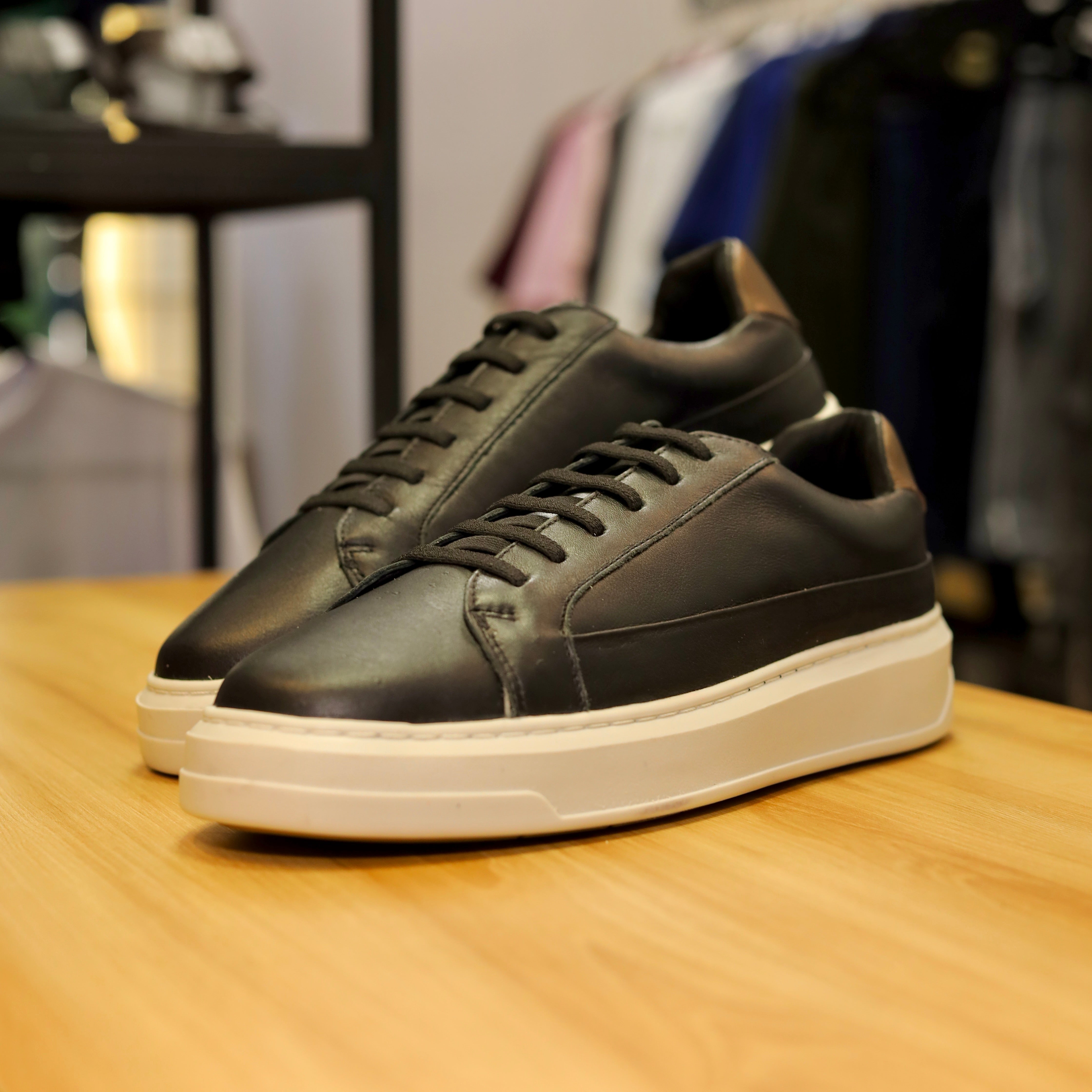 SNEAKER MINIMAL PRETO NATURAL