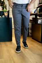 Carregar imagem no visualizador da galeria, CALÇA SLIM FIVE CHUMBO
