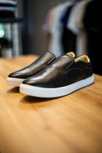 Carregar imagem no visualizador da galeria, SLIP PRETO FLOATER
