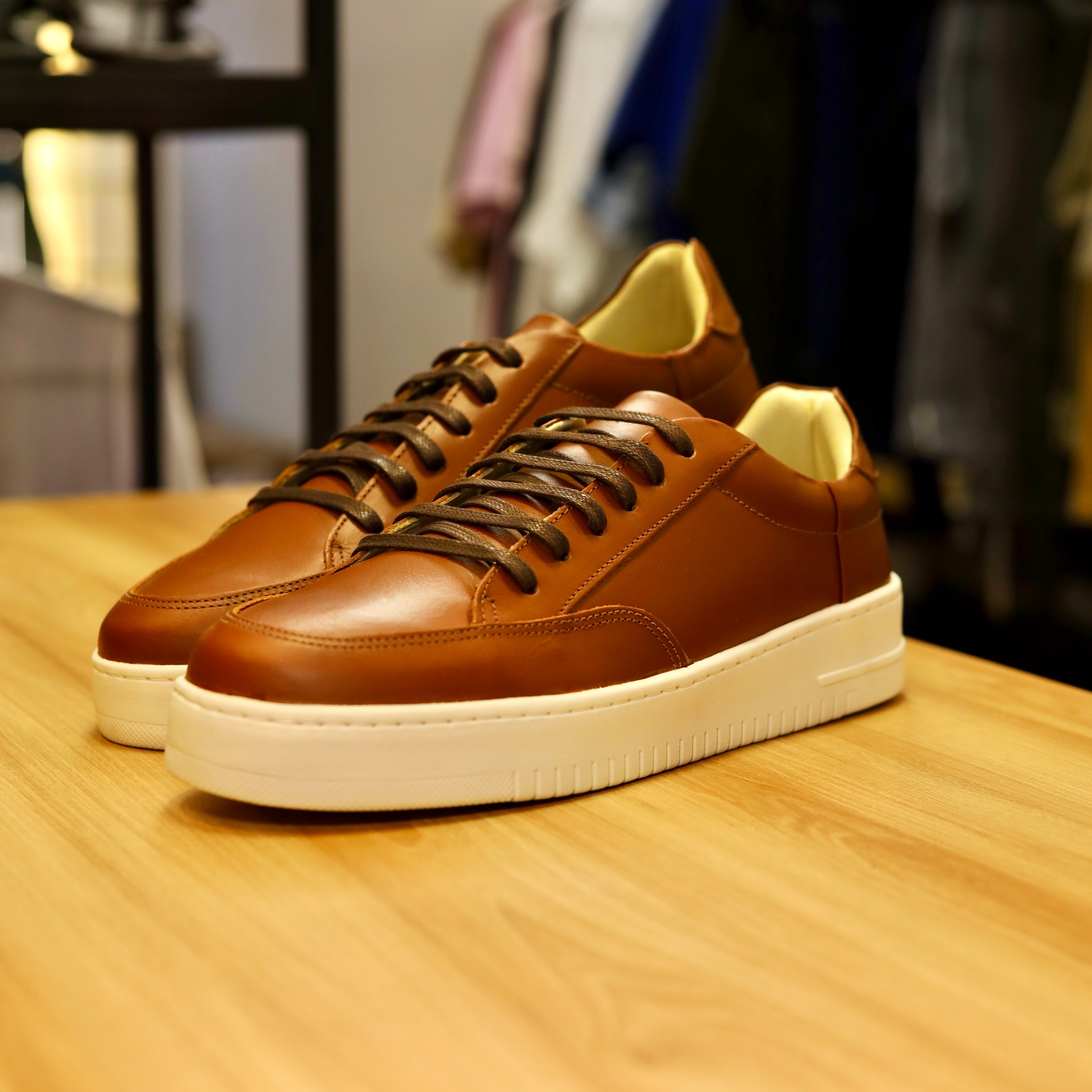 SNEAKER VINTAGE PINHÃO NATURAL