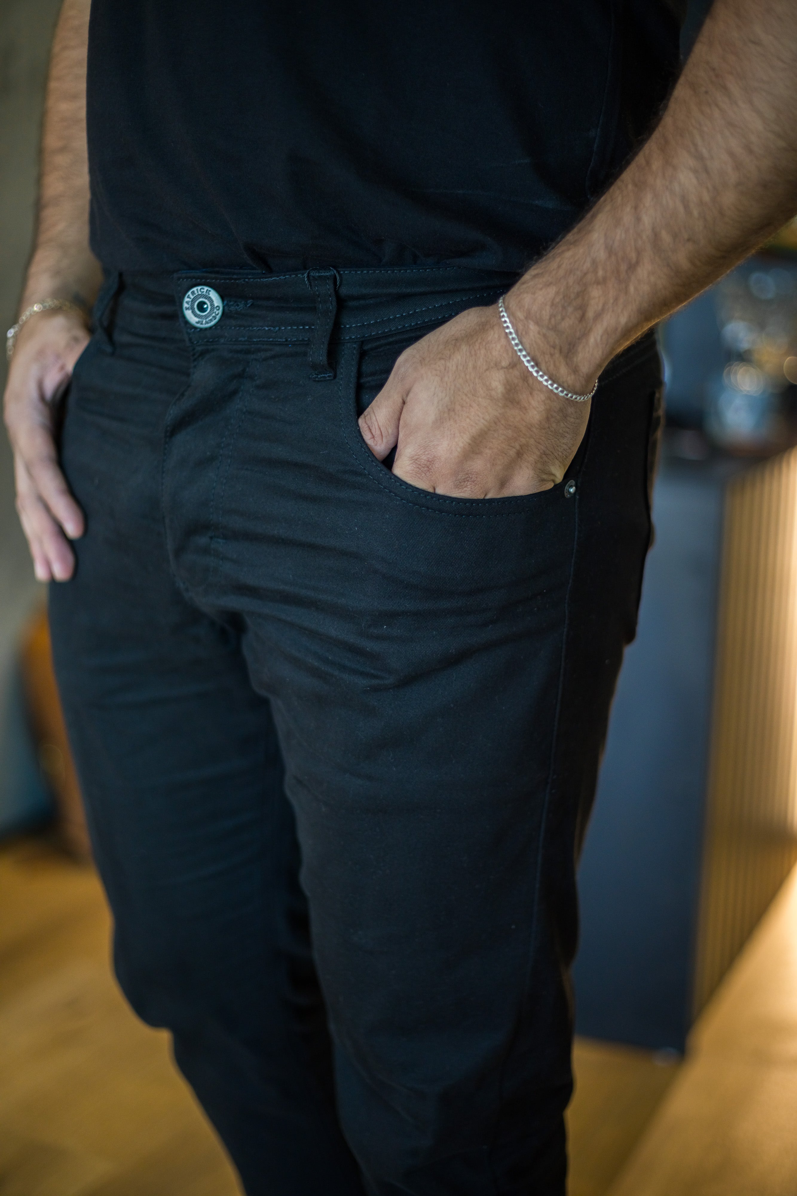 CALÇA SLIM FIVE PRETA