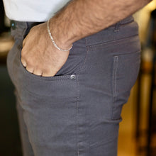 Carregar imagem no visualizador da galeria, CALÇA SLIM FIVE CHUMBO
