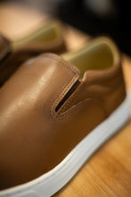 Carregar imagem no visualizador da galeria, SLIP MARROM FUMEX

