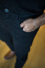 Carregar imagem no visualizador da galeria, CALÇA SLIM FIVE PRETA
