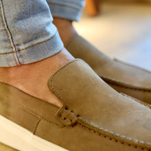 Carregar imagem no visualizador da galeria, SIDER OCRE NOBUCK
