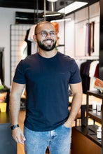 Carregar imagem no visualizador da galeria, T-shirt Elastano Marinho
