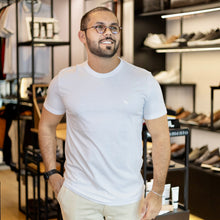 Carregar imagem no visualizador da galeria, T-shirt Acostamento Pima Branca
