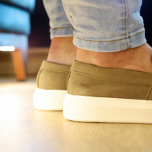 Carregar imagem no visualizador da galeria, SIDER OCRE NOBUCK
